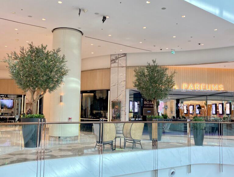 image00014 UAE Retailers